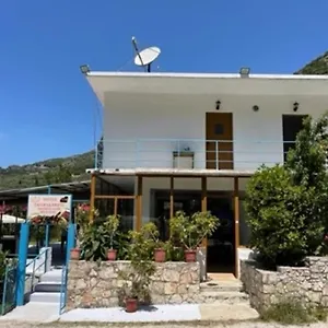 Taverna Prifti Lukovë